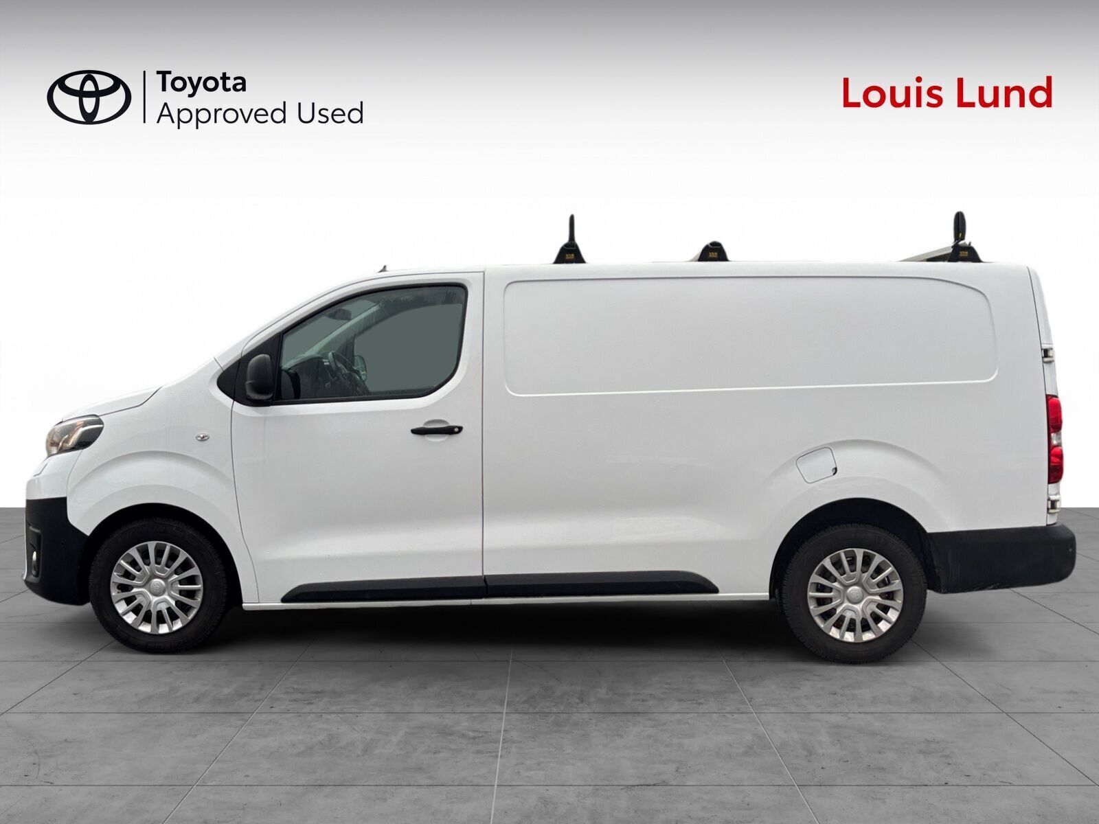 Hvid Toyota ProAce fra 2021