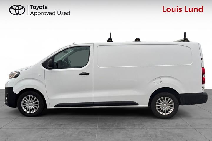Hvid Toyota ProAce fra 2021