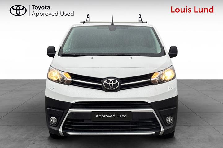 Hvid Toyota ProAce fra 2021