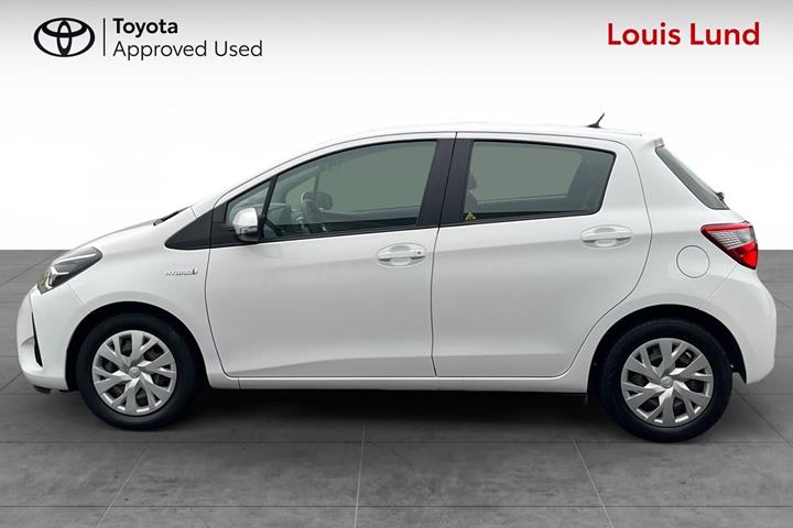 Hvid Toyota Yaris fra 2018