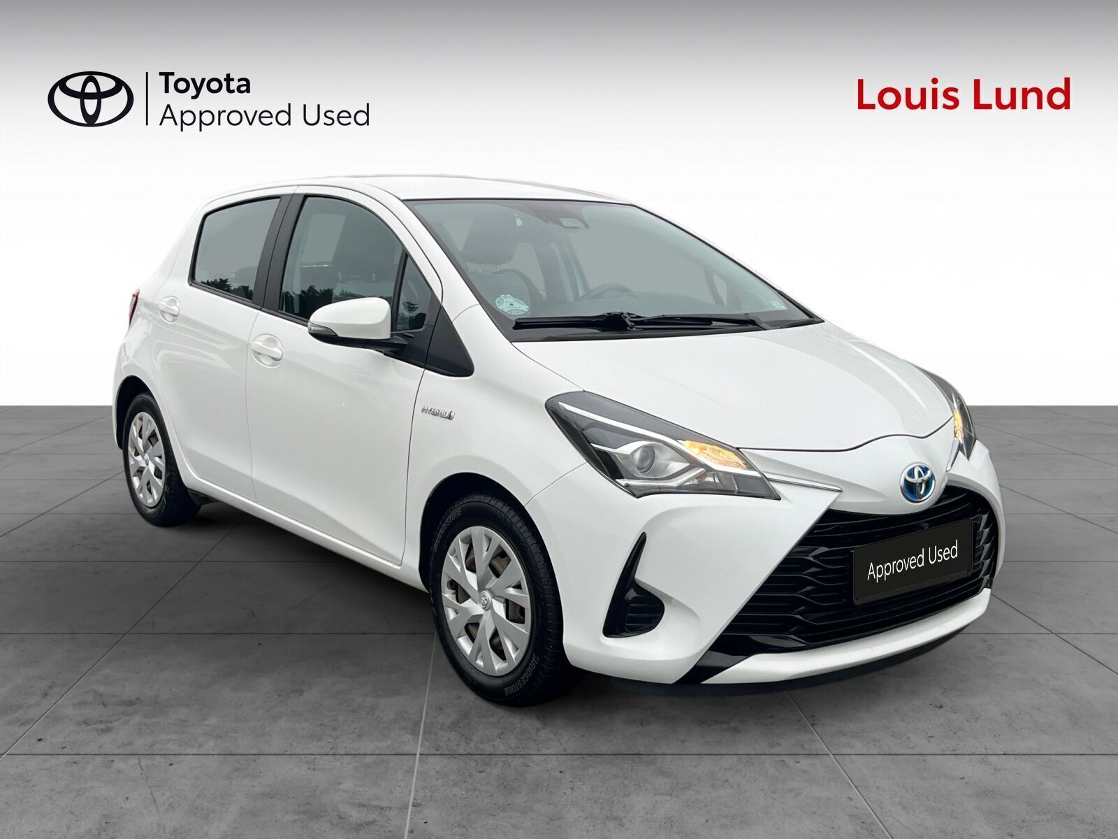 Hvid Toyota Yaris fra 2018