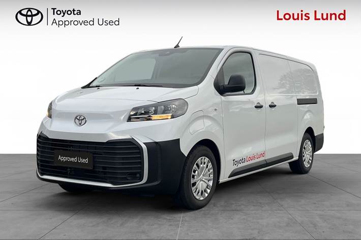 Hvid Toyota Proace Electric fra 2025 set udefra