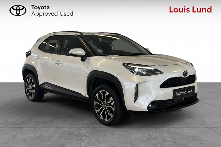 Hvid Toyota Yaris Cross fra 2024