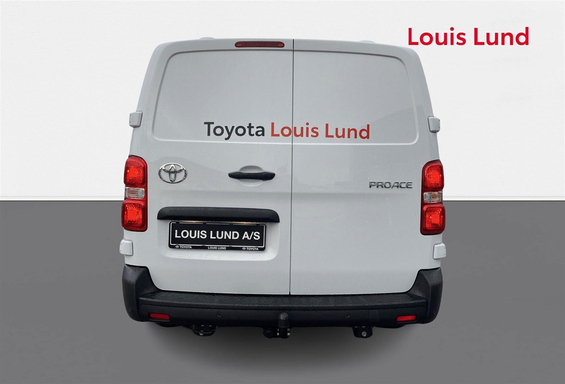 Hvid Toyota ProAce fra 2025
