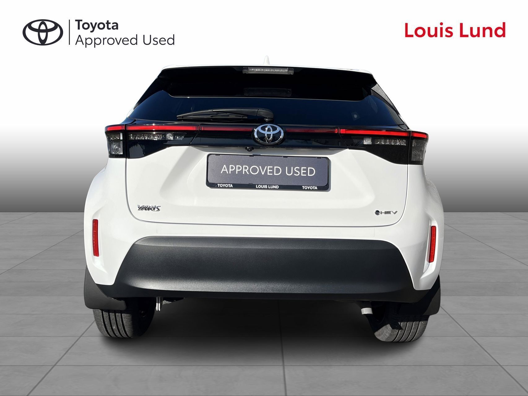 Hvid Toyota Yaris Cross fra 2024