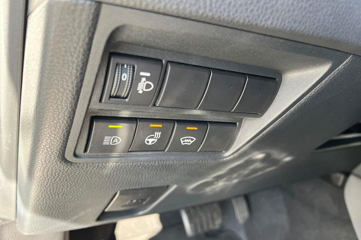 Hvid Toyota Yaris Cross fra 2024