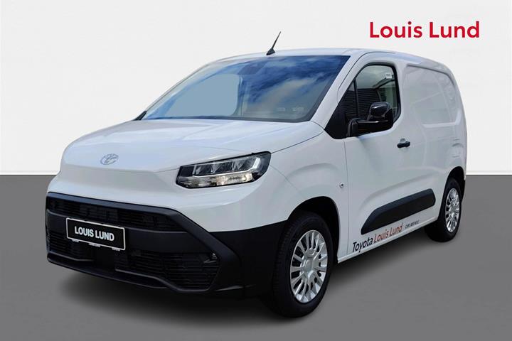 Hvid Toyota ProAce City fra 2024 set udefra
