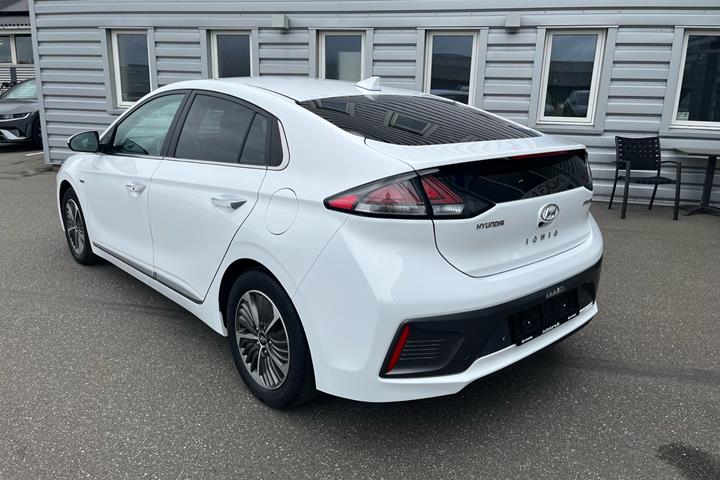 Hvid Hyundai Ioniq fra 2019