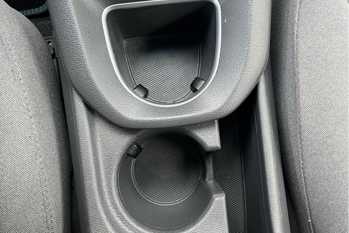 Hvid Hyundai Ioniq fra 2019