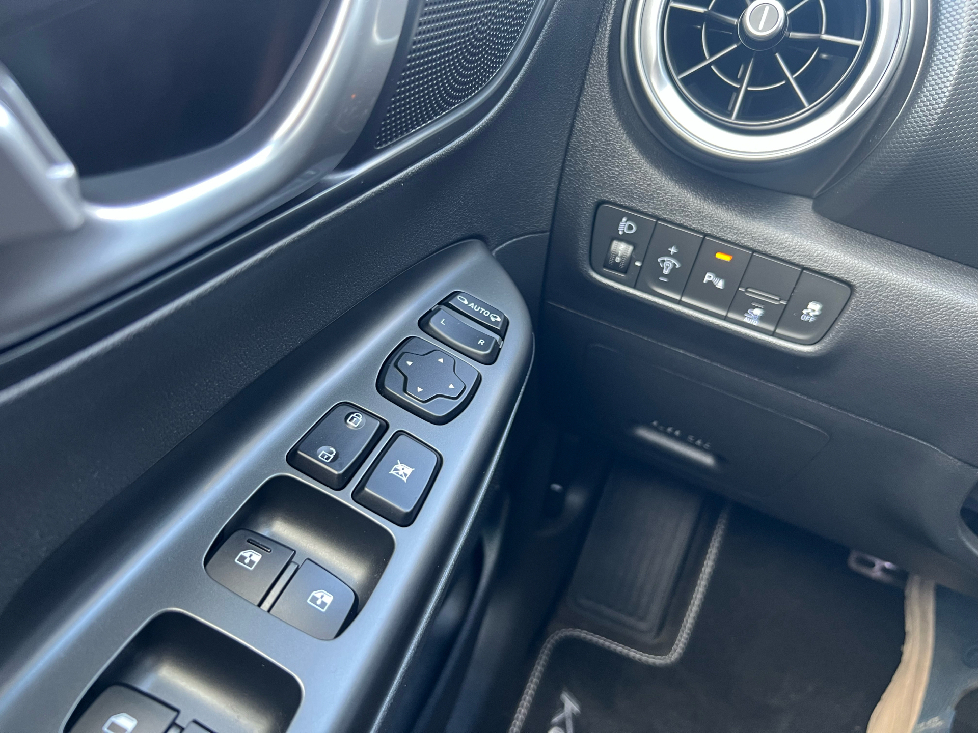 undefined Hyundai Kona fra 2021