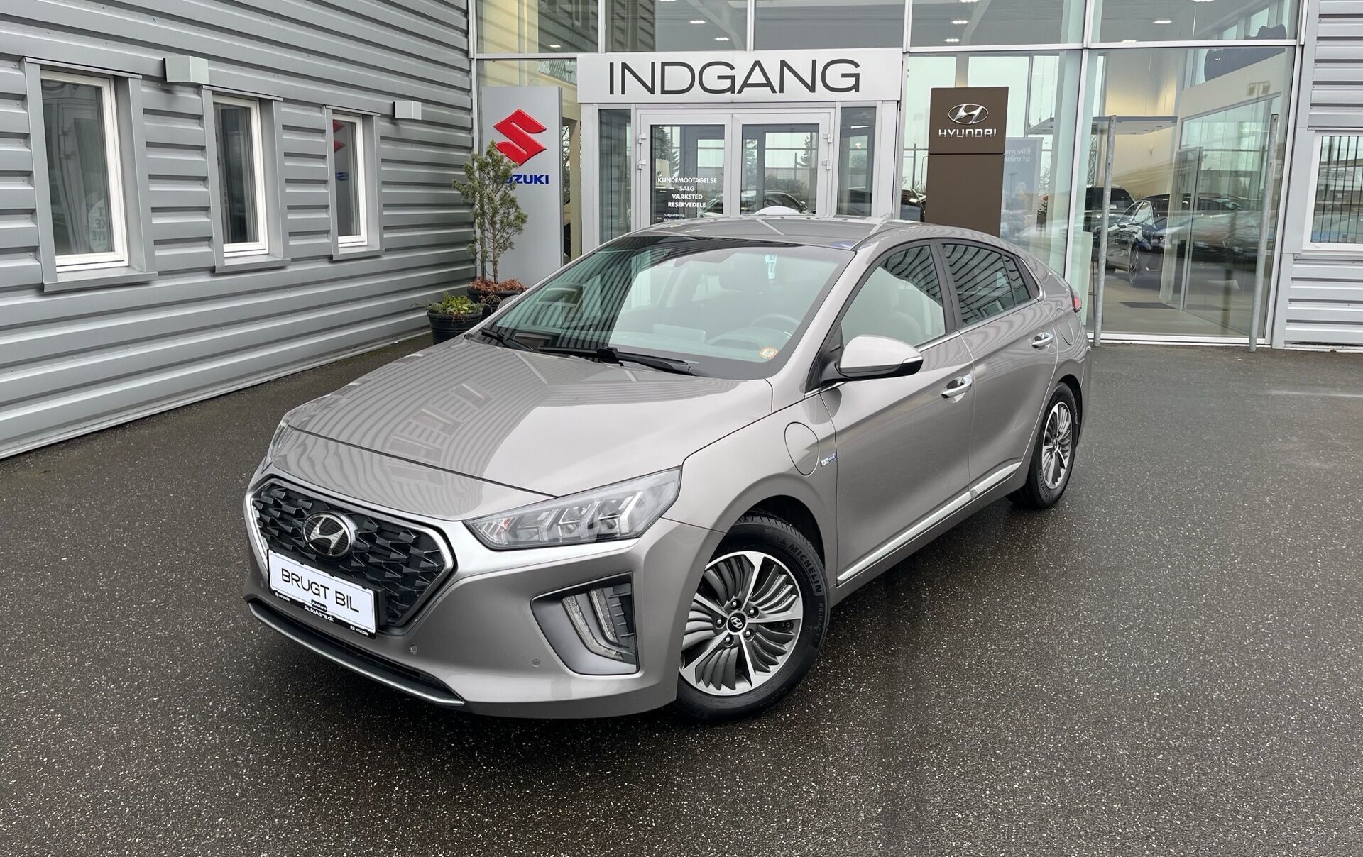 Hyundai Ioniq 1,6 GDI  Plugin-hybrid Premium plug-in 141HK 5d 6g Aut.