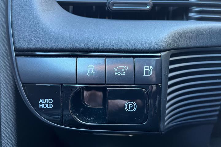 Hvid Hyundai Ioniq 5 fra 2024