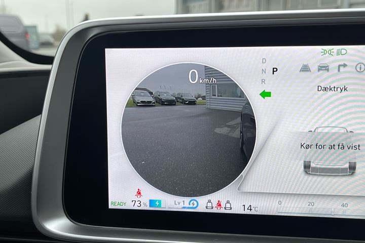 Blå Hyundai Ioniq 6 fra 2024