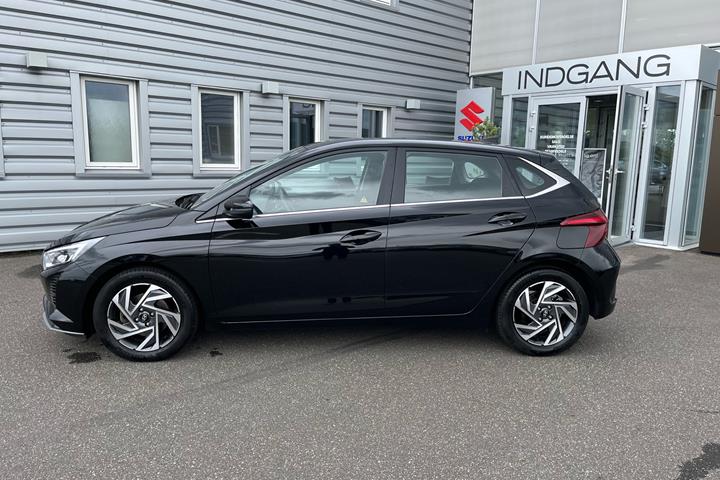 Sort Hyundai i20 fra 2024