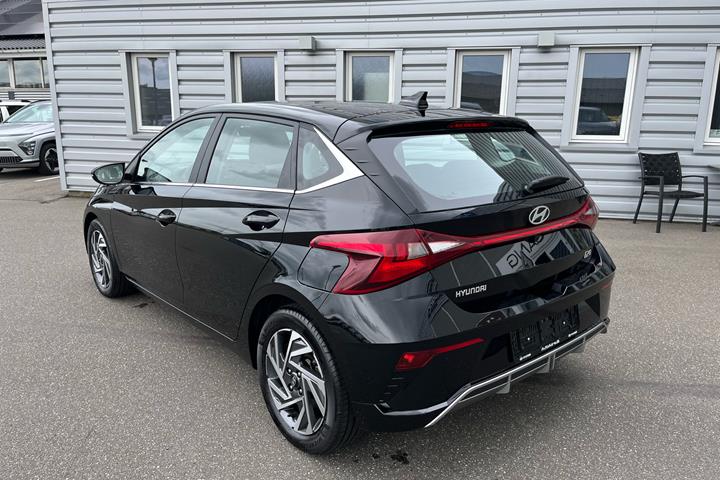 Sort Hyundai i20 fra 2024