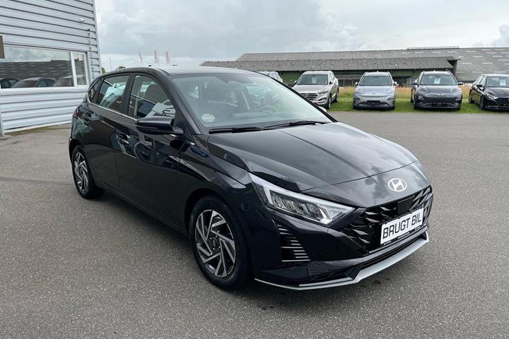 Sort Hyundai i20 fra 2024