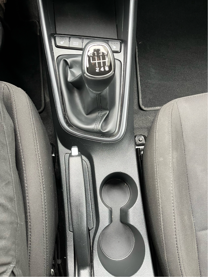 Sort Hyundai i20 fra 2024