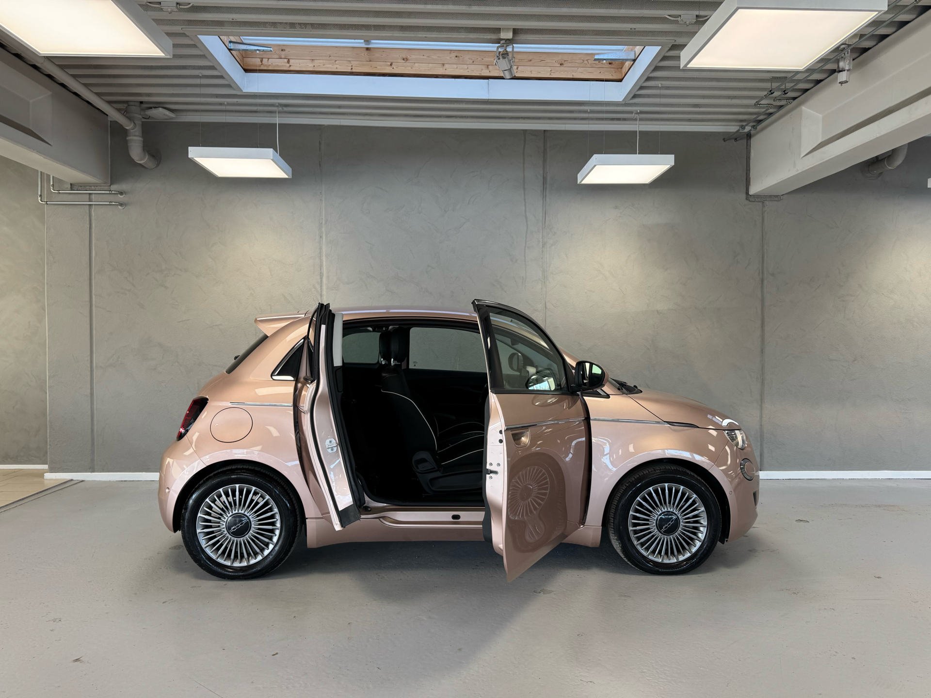 Fiat 500e 3+1 EL Icon 118HK 4d Aut.