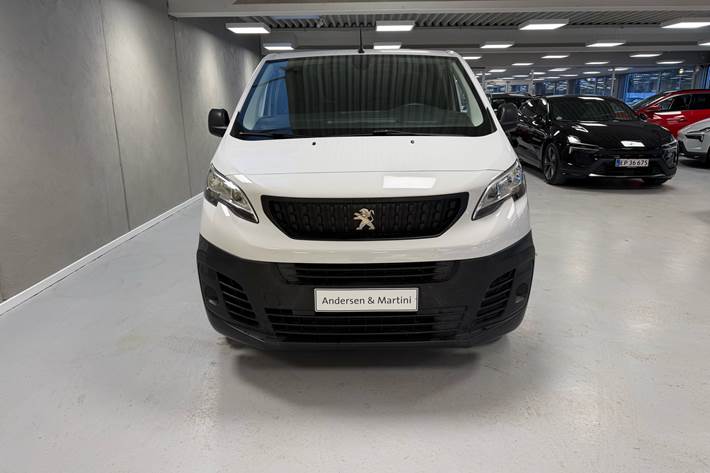 Hvid Peugeot e-Expert fra 2023