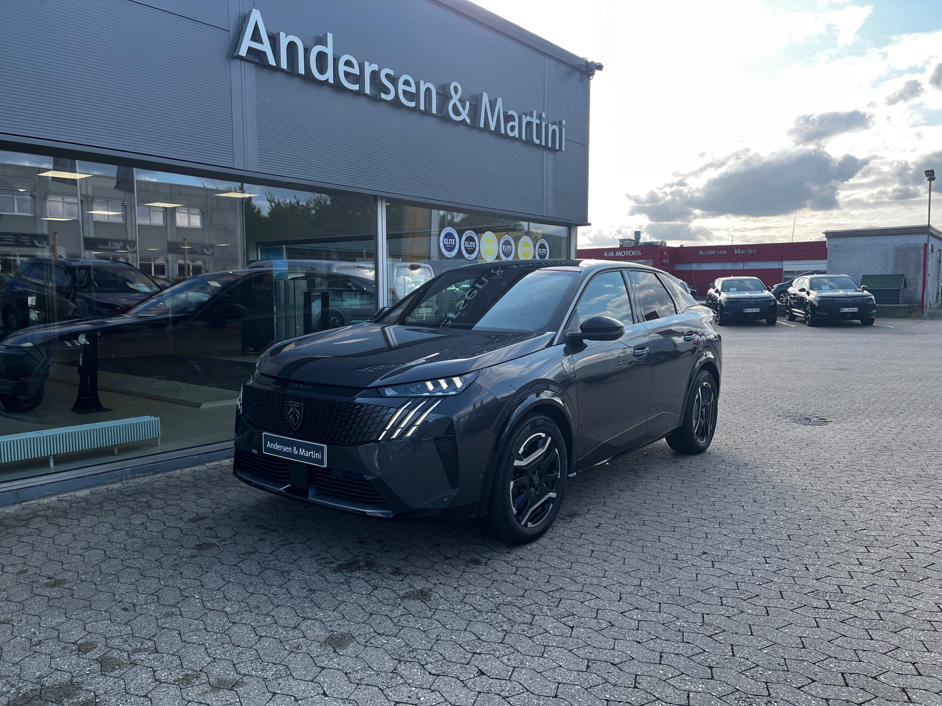 Peugeot e-3008 EL GT Pack 210HK 5d Aut.