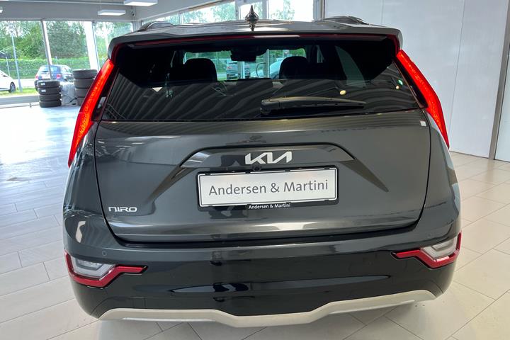 Grå Kia Niro EV fra 2025