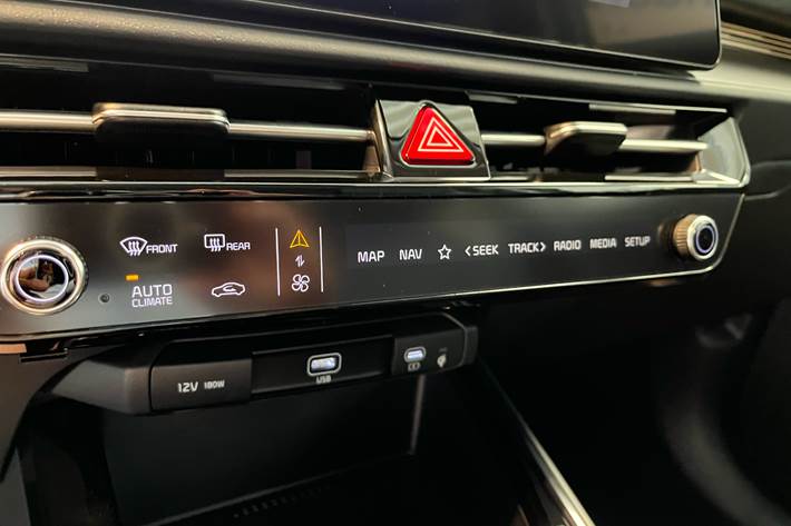 Grå Kia Niro EV fra 2025