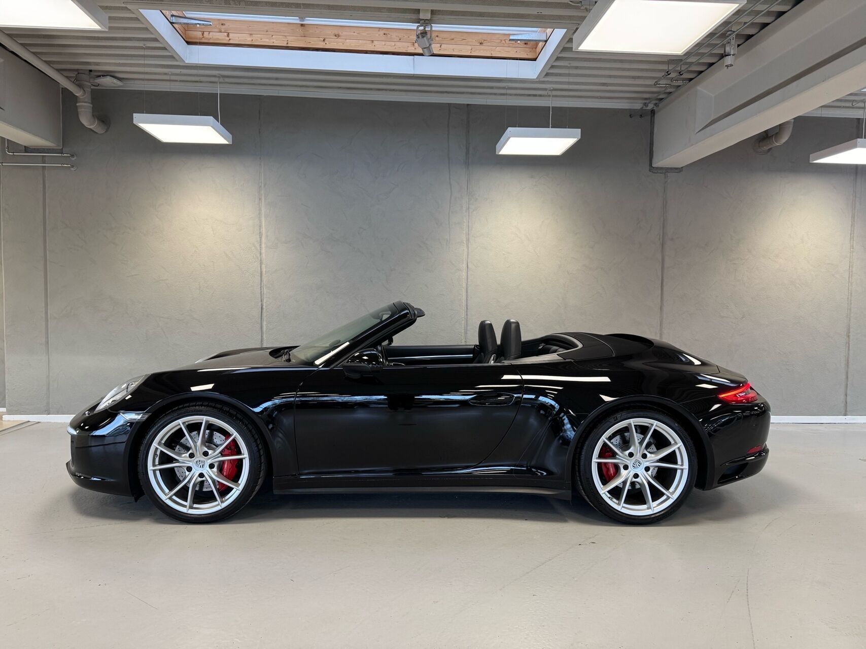Porsche 911 3,0 Carrera 4S PDK 420HK Cabr. 7g Aut.