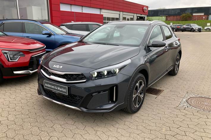 undefined Kia XCeed fra 2024 set udefra