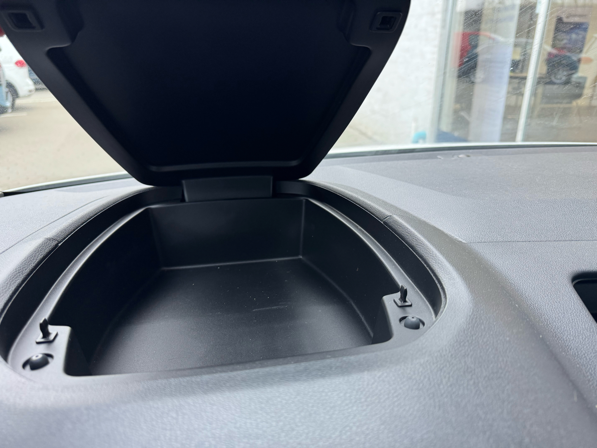 Hvid Opel Combo fra 2022