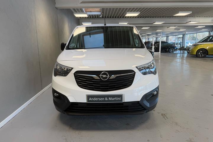 Hvid Opel Combo fra 2022