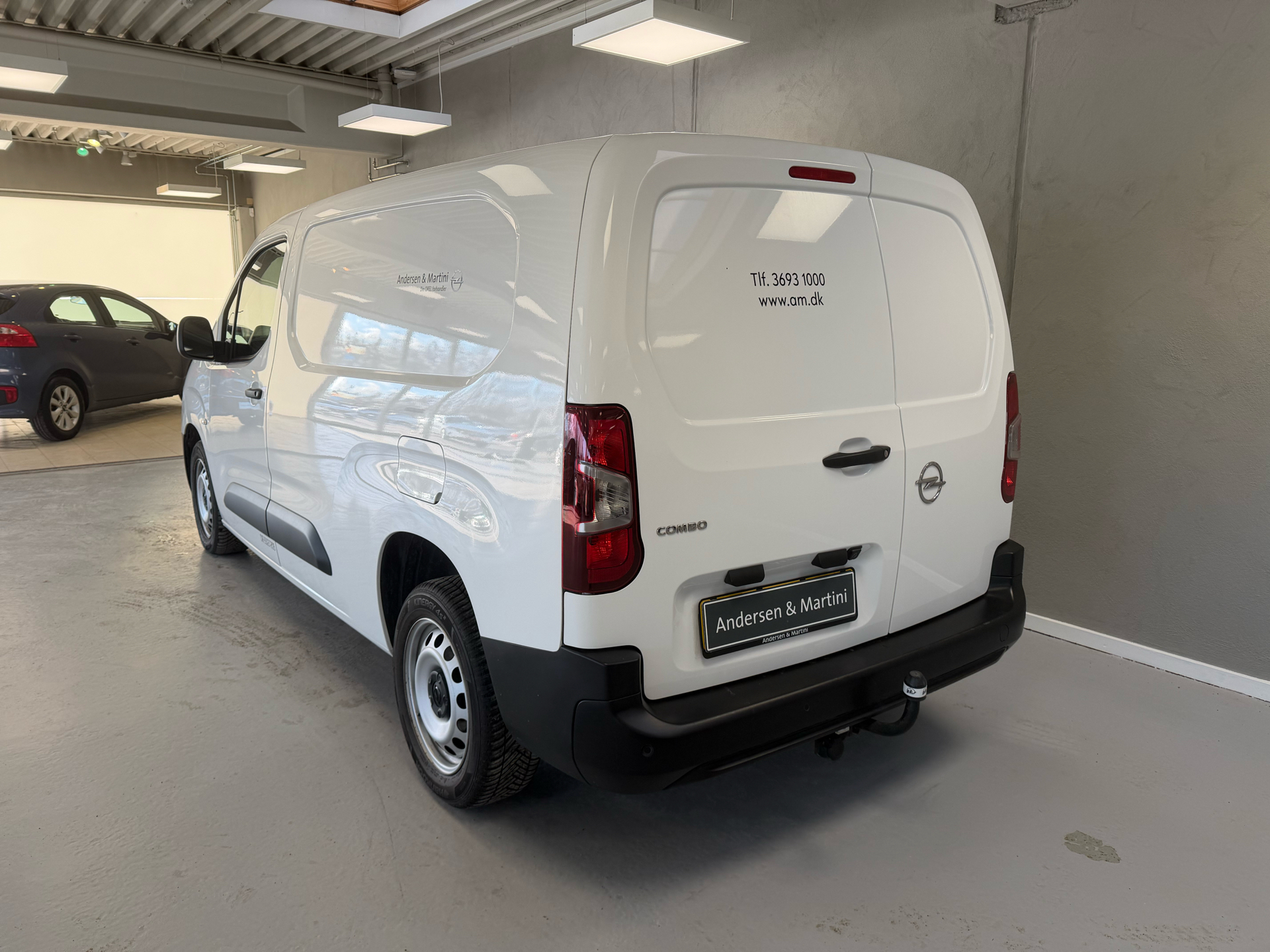 Hvid Opel Combo fra 2022