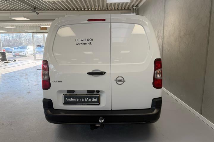 Hvid Opel Combo fra 2022