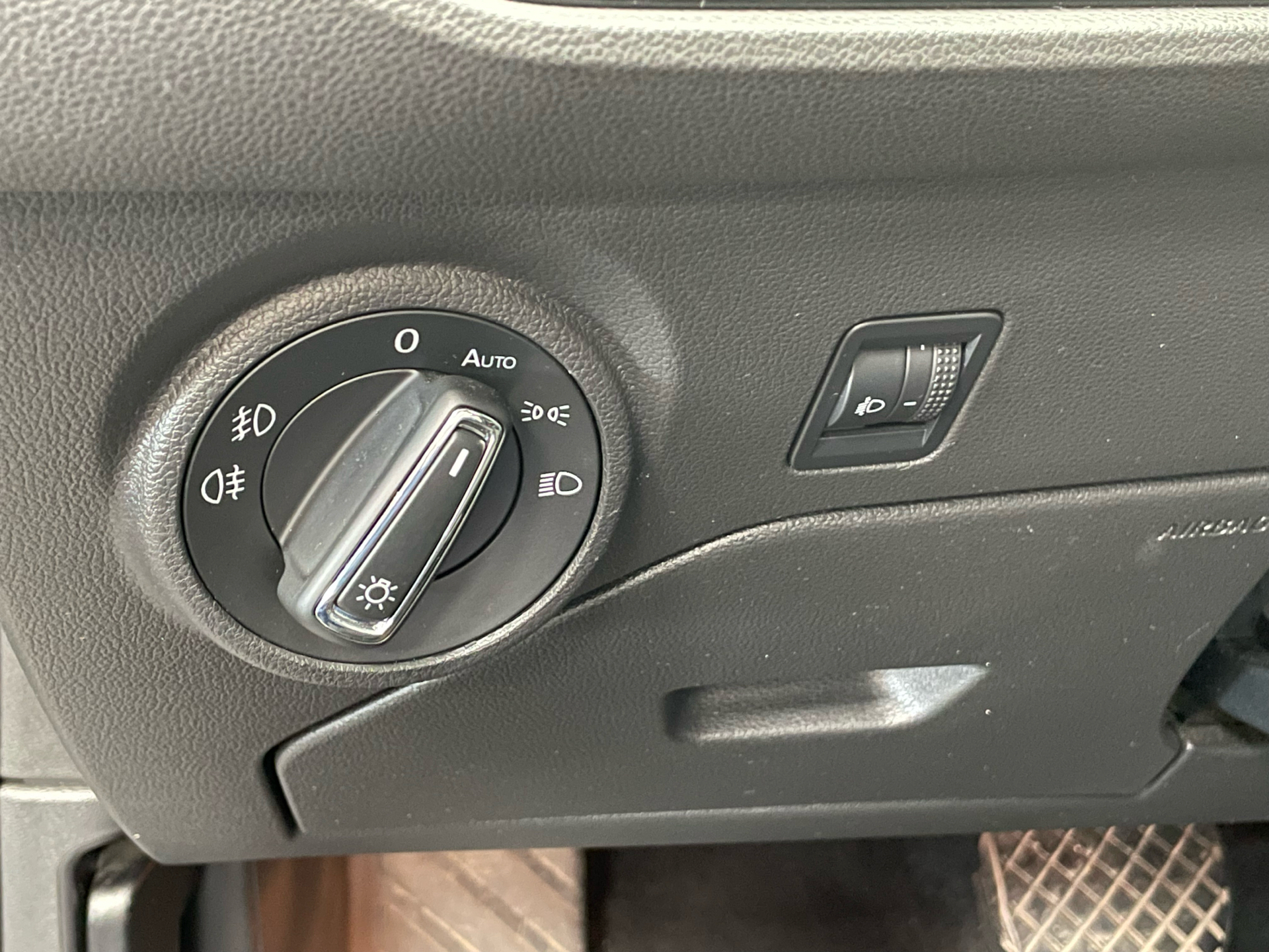 Sort Seat Leon fra 2015