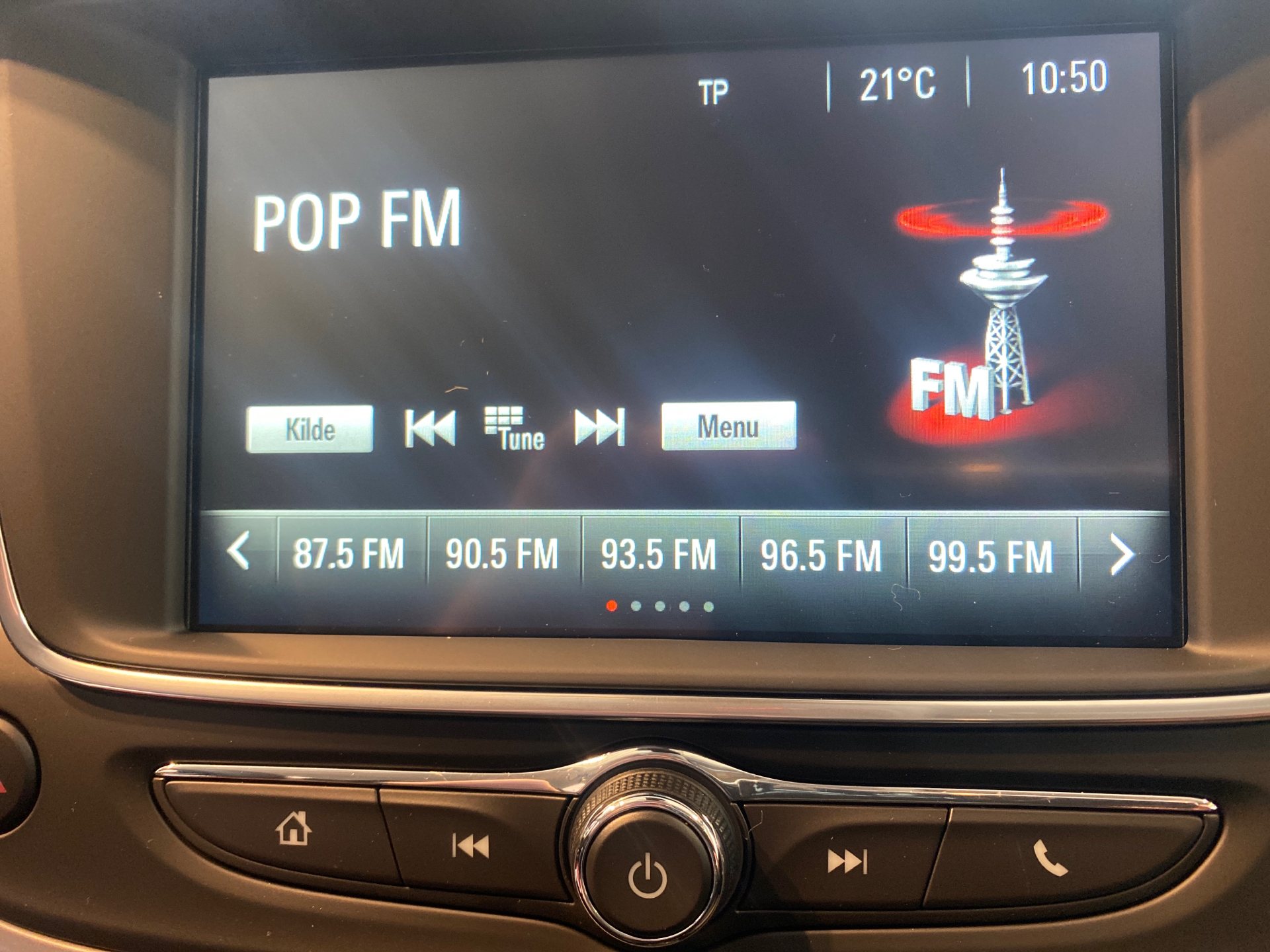 Hvid Opel Crossland fra 2022