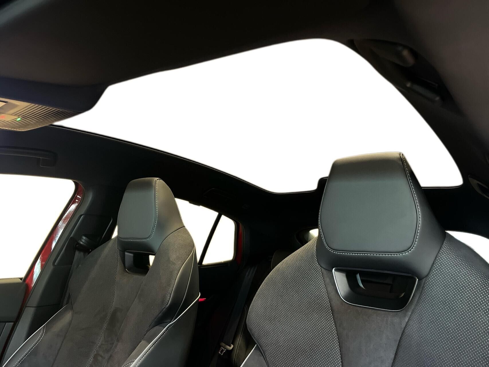 Rød Skoda Enyaq fra 2025