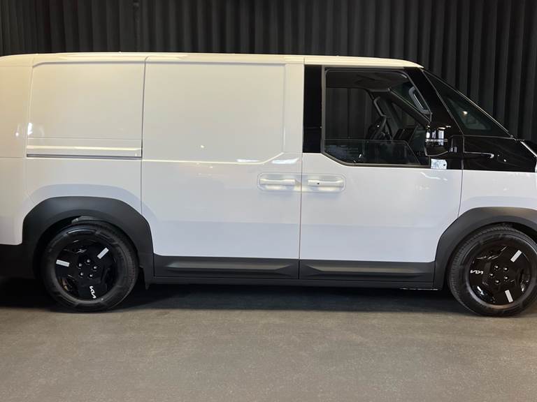 Kia PV5 Cargo L2H1 EL Long Range Work 163HK Van Aut.