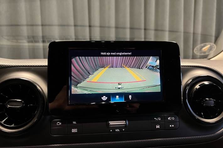 Hvid Mercedes eCitan fra 2023