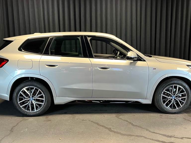 BMW iX1 eDrive20 EL M-Sport 204HK 5d Aut.