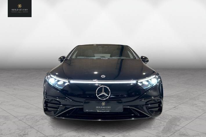 Sort Mercedes EQS 450+ fra 2022