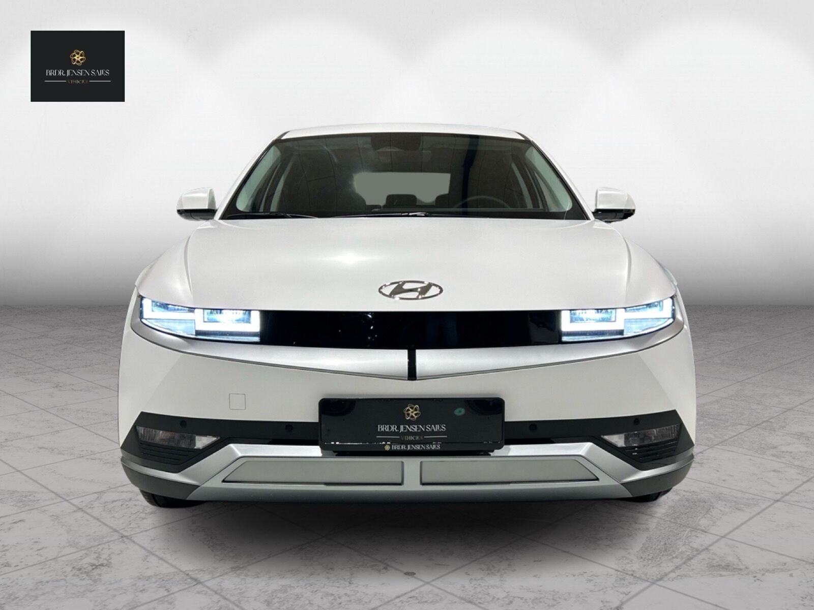 Hvid Hyundai Ioniq 5 fra 2024