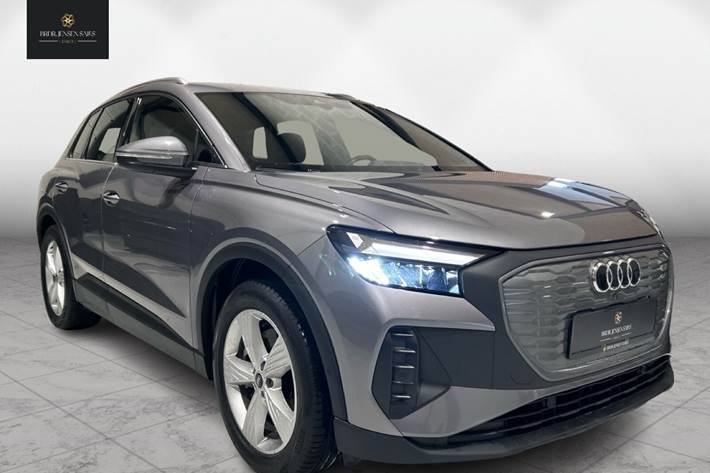 Grå Audi Q4 fra 2022 set udefra