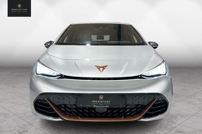 Sølv Cupra Born fra 2022