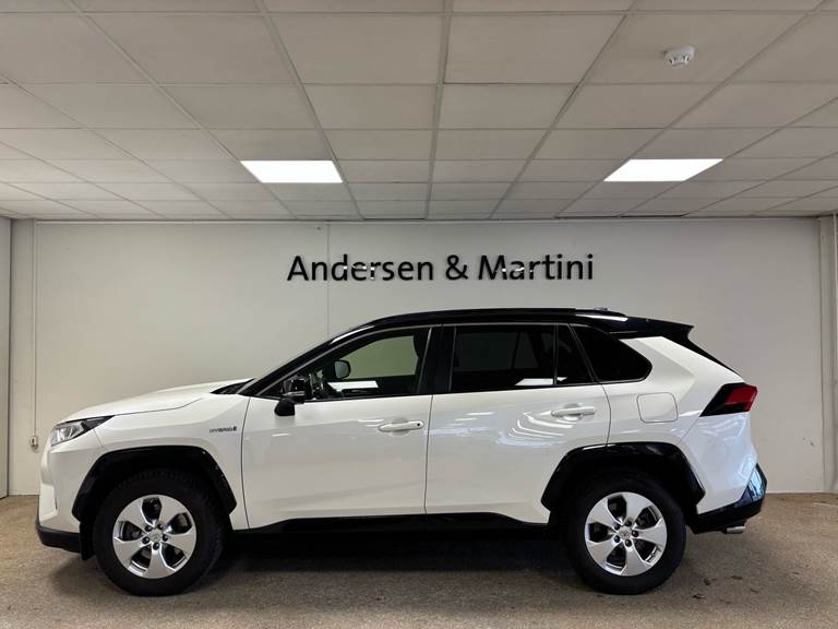 Toyota RAV4 2,5 Hybrid H3 Style 218HK 5d 6g Aut.