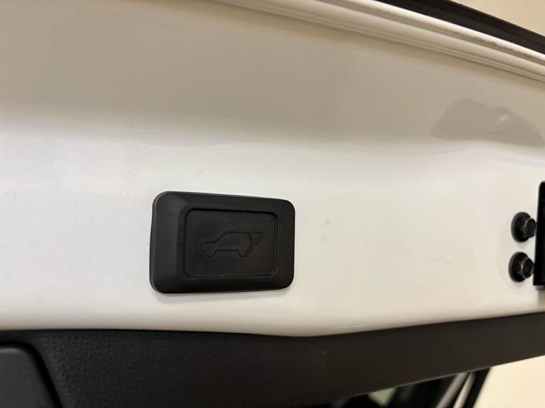 Toyota RAV4 2,5 Hybrid H3 Style 218HK 5d 6g Aut.