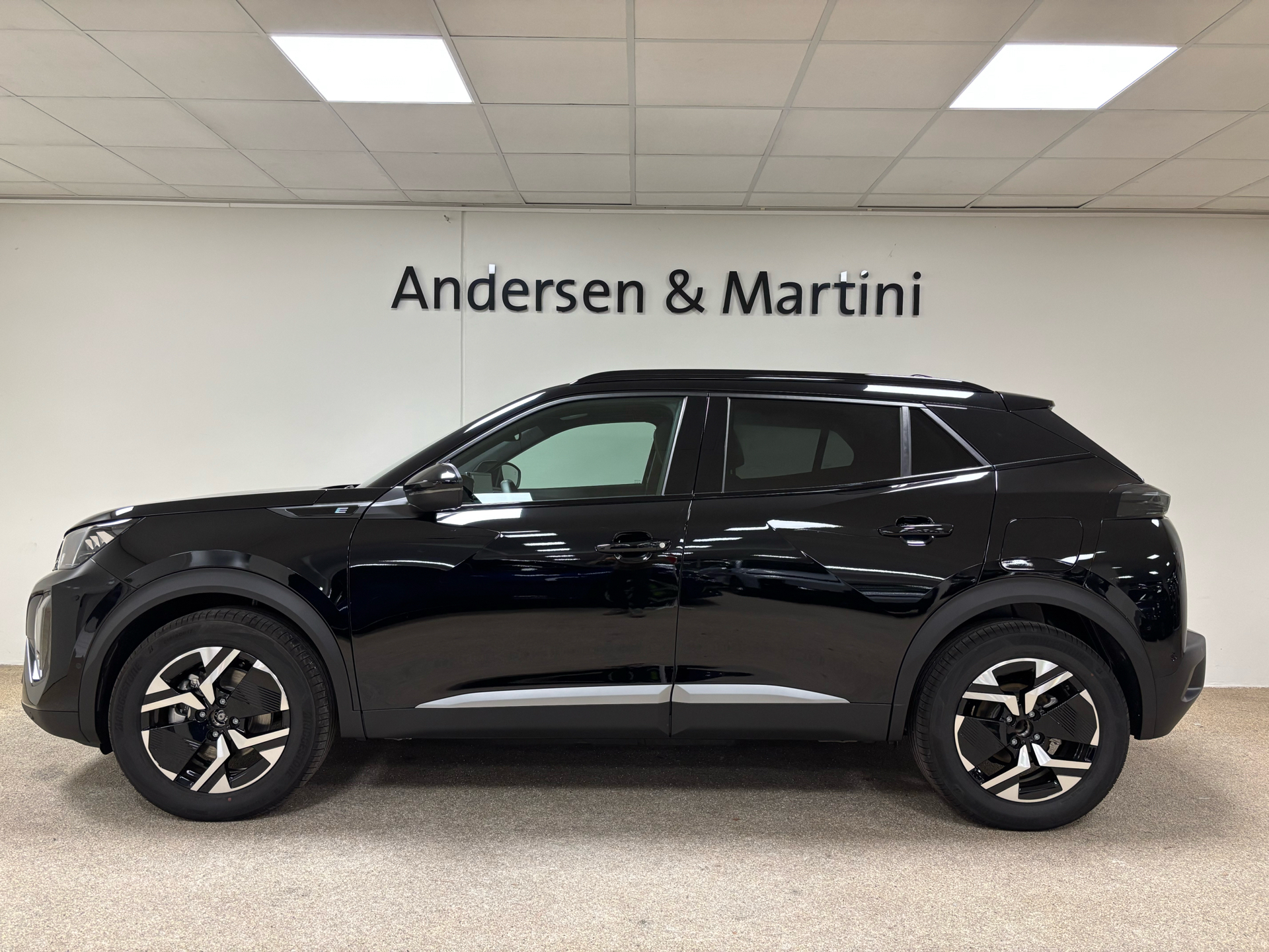 Peugeot e-2008 EL GT Sky 156HK 5d Aut.