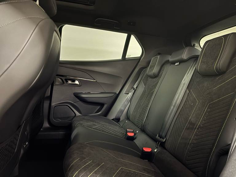 Peugeot e-2008 EL GT Sky 156HK 5d Aut.