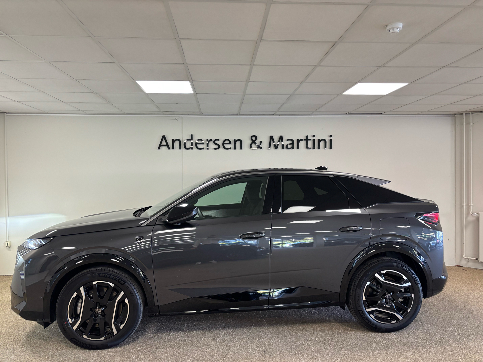 Peugeot e-3008 EL GT Pack 210HK 5d Aut.