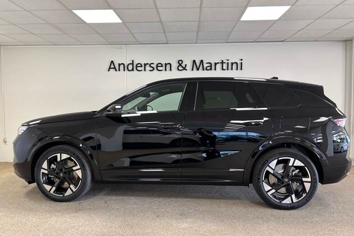 Sort Opel Grandland fra 2025