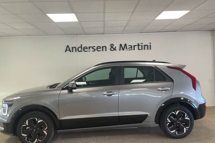 Grå Kia Niro EV fra 2025