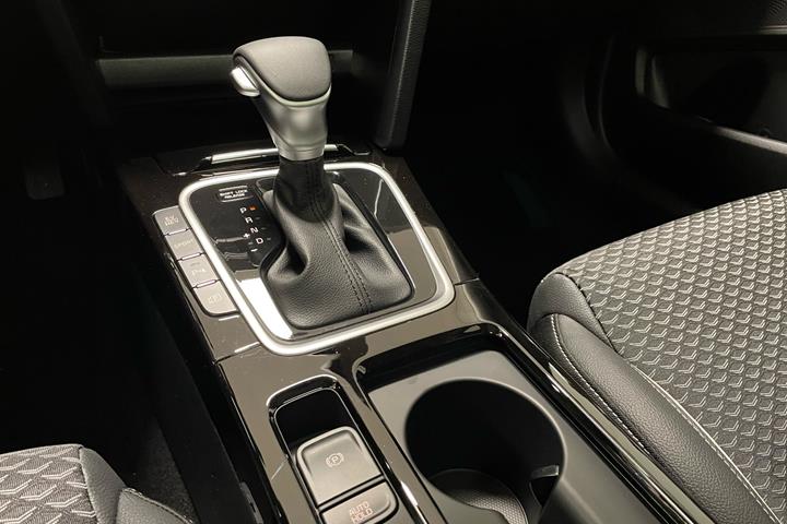 Hvid Kia Ceed fra 2024
